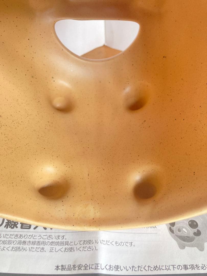 と*ま様 紅の豚　蚊取り線香入れ ポルコロッソ 陶器製