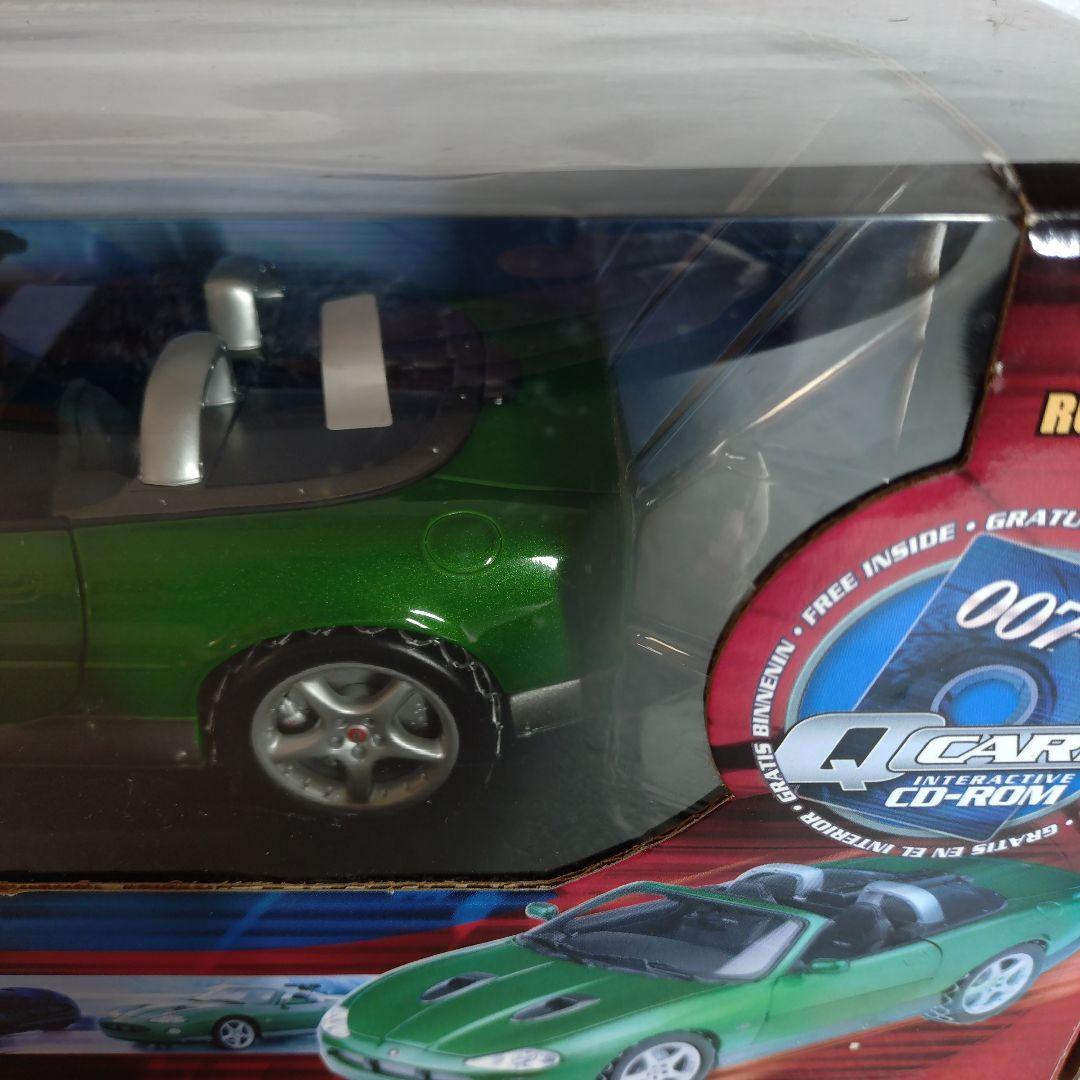007 ダイ・アナザー・デイ Jaguar XKR Roadster　1/18