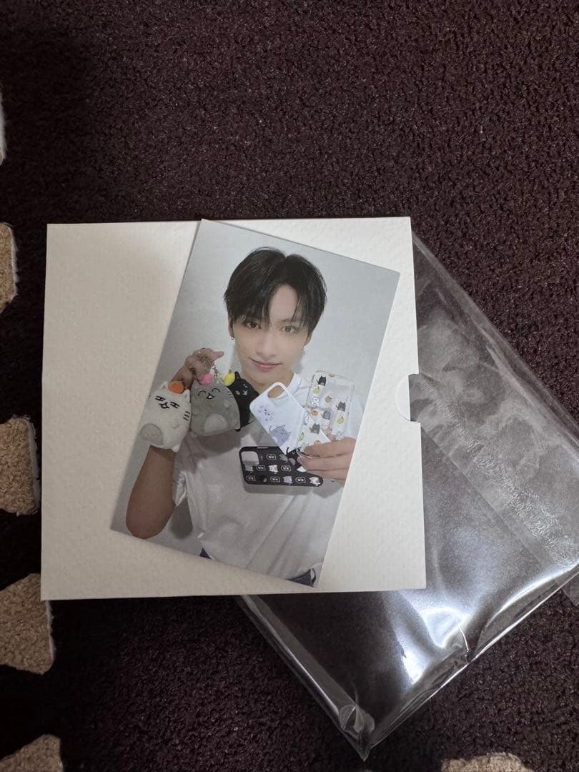 トレカ付　アーティストメイド ジュン  iPhone14Pro