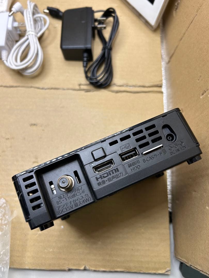 u*8様 パナソニック 10V型 ポータブル 液晶テレビ　UN-10CE10-W