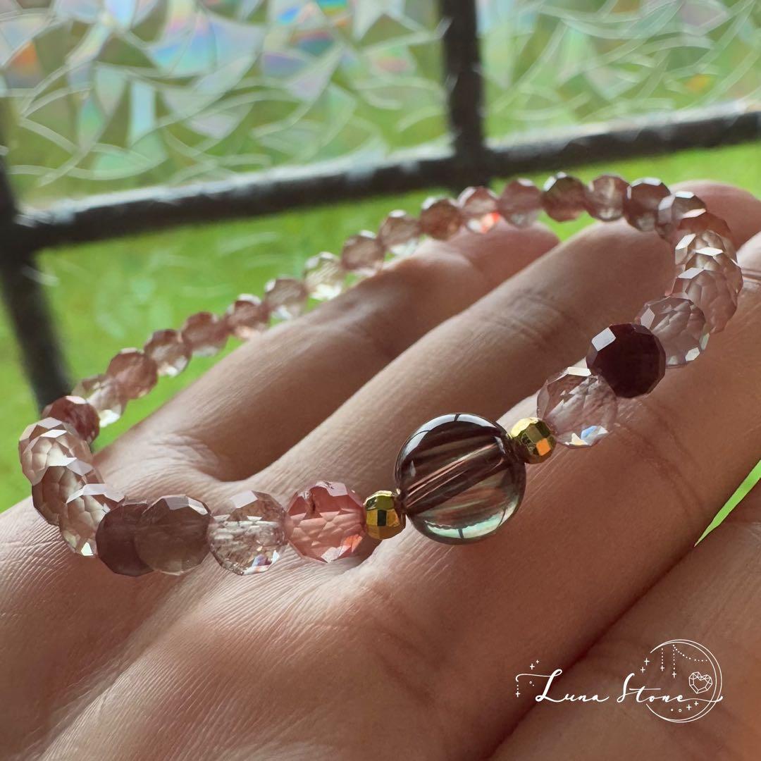 【カラーチェンジ アンデシン】光で変化する神秘の輝き 天然石 ブレスレット