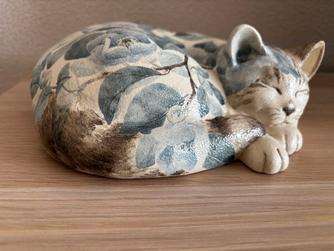 今田香　陶猫　眠り猫