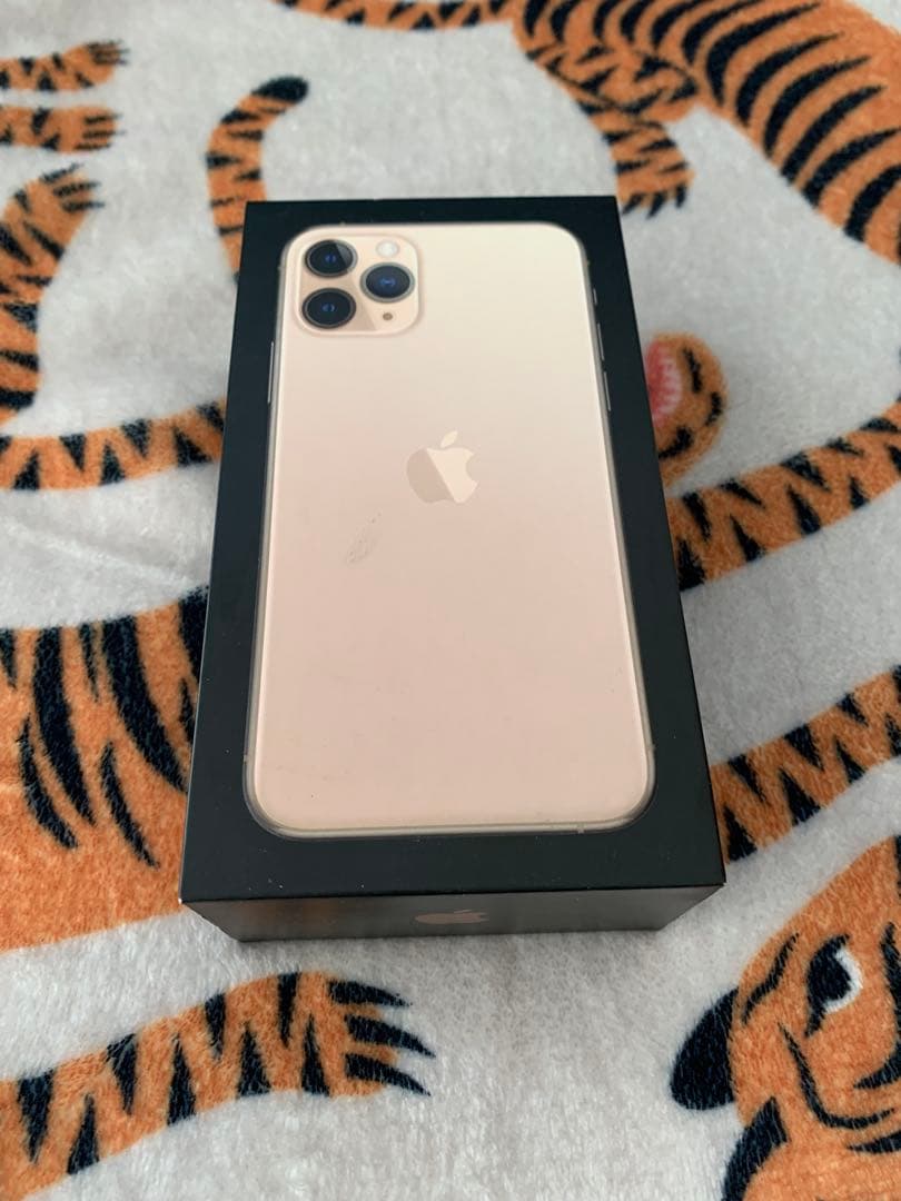 【美品】iPhone 11 Pro 64GB ゴールド