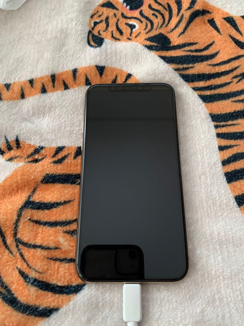 【美品】iPhone 11 Pro 64GB ゴールド