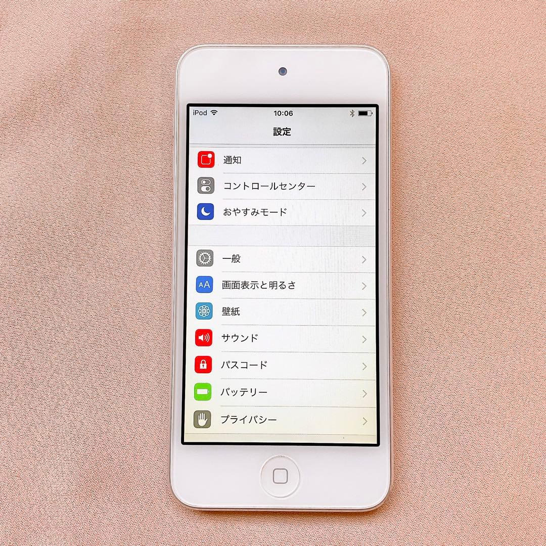 シルバー iPod touch 第5世代 64GB アイポッドApple本体 Y