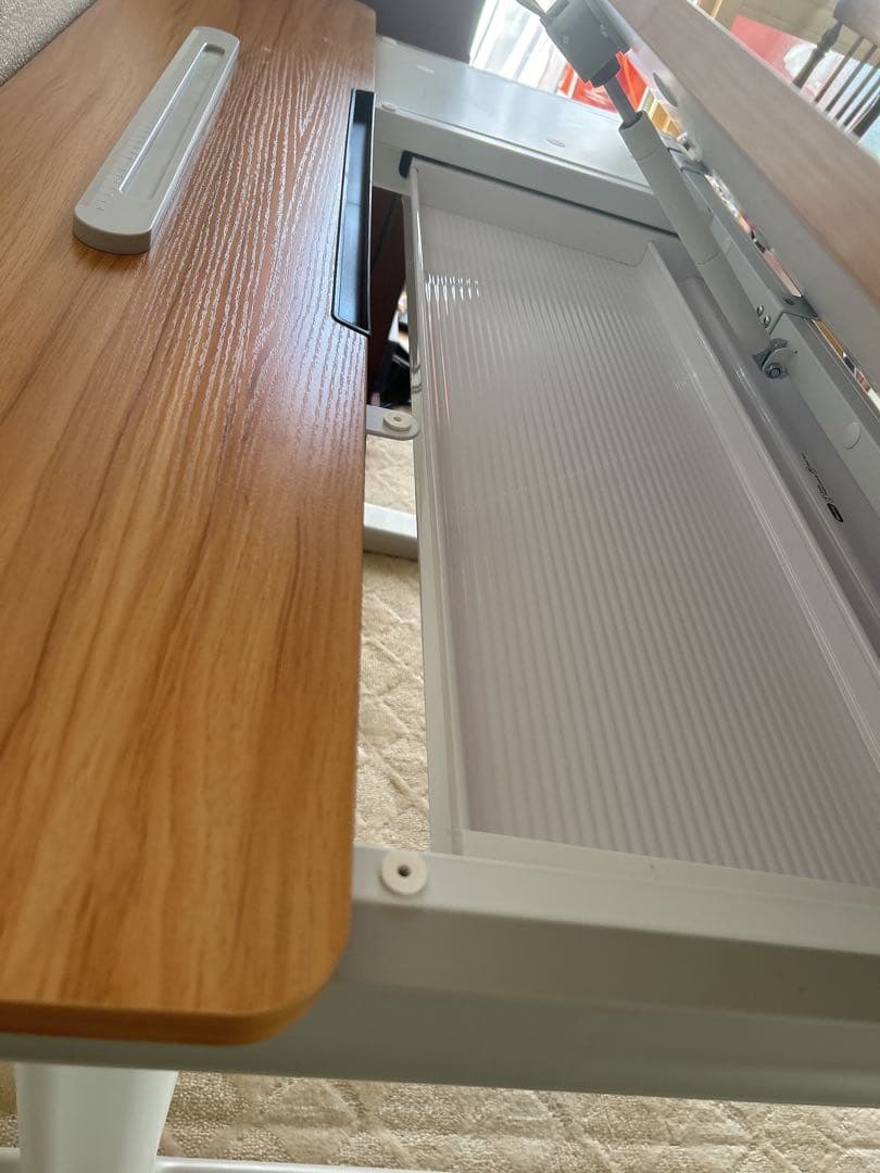 【FlexiSpot SD8】天板ティルト機能付き電動式昇降デスク