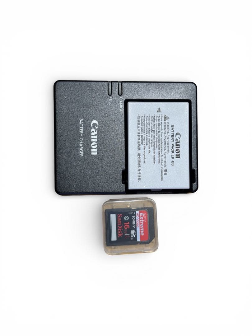 超美品　EOS Kiss X4 ダブルズームキット値下げいたしました。