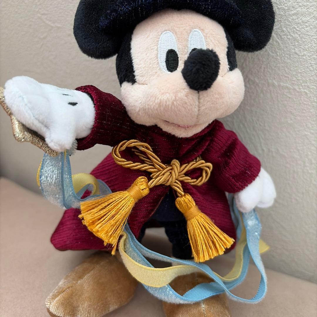 ディズニーストア　弟子ミッキー　ぬいぐるみキーチェーン