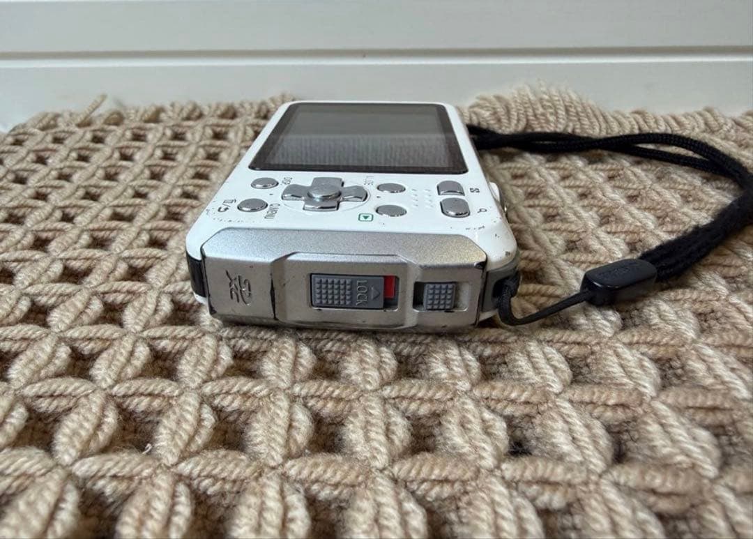 【中古　動作確認済み】LUMIX DMC-FT25 防水カメラ　ホワイト