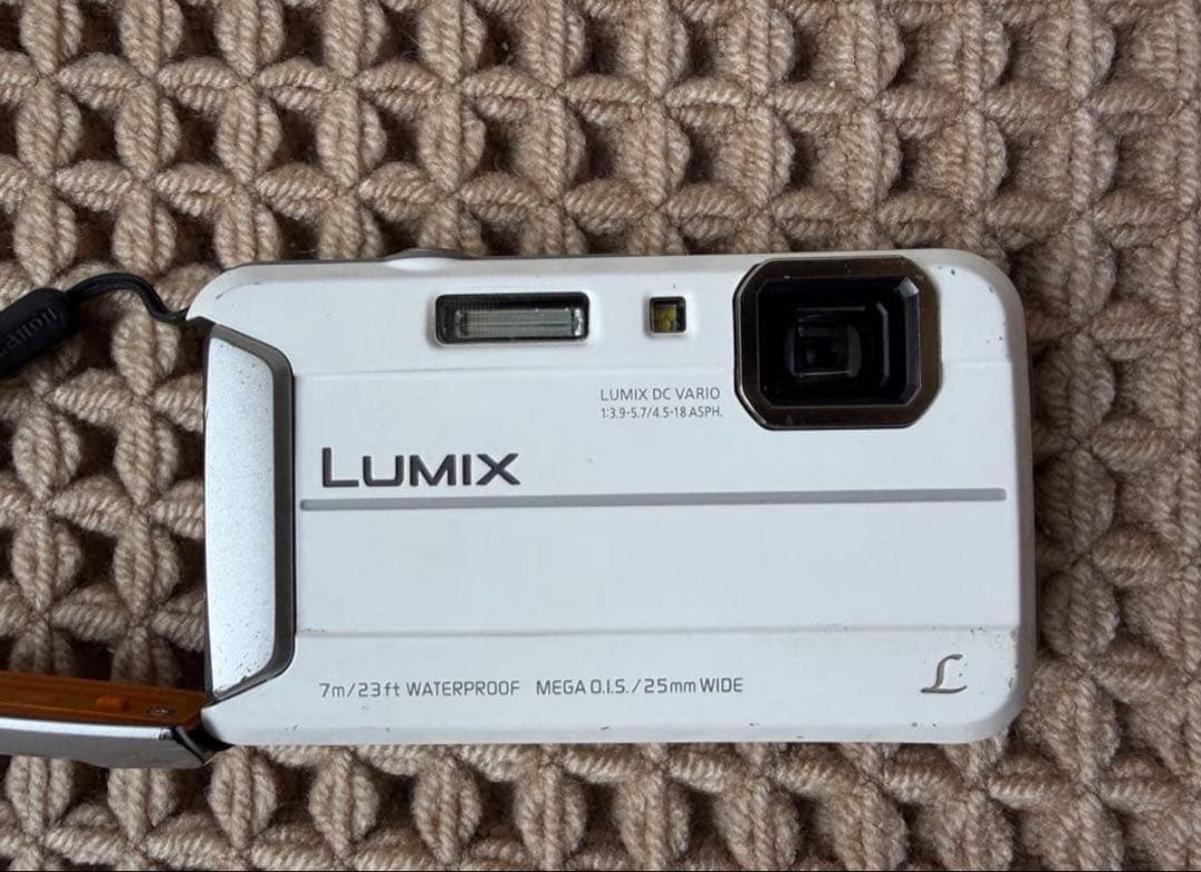 【中古　動作確認済み】LUMIX DMC-FT25 防水カメラ　ホワイト