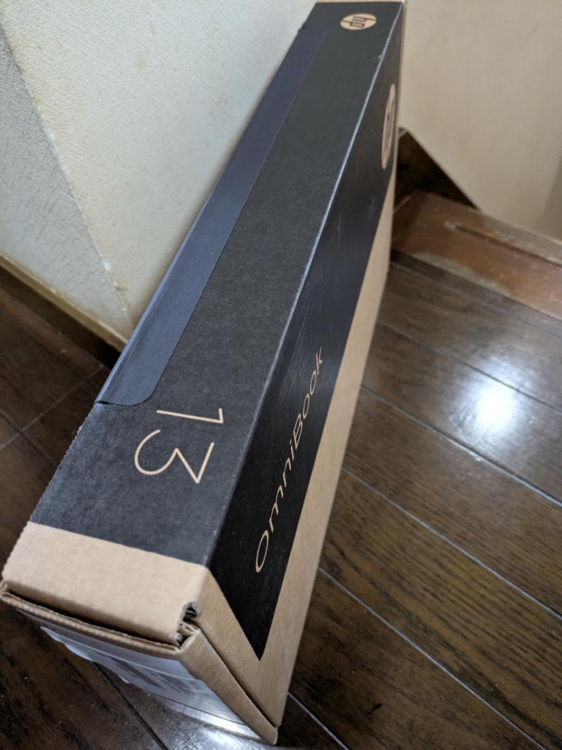HP OmniBook 7 Aero 13-bg　16GB セラミックホワイト