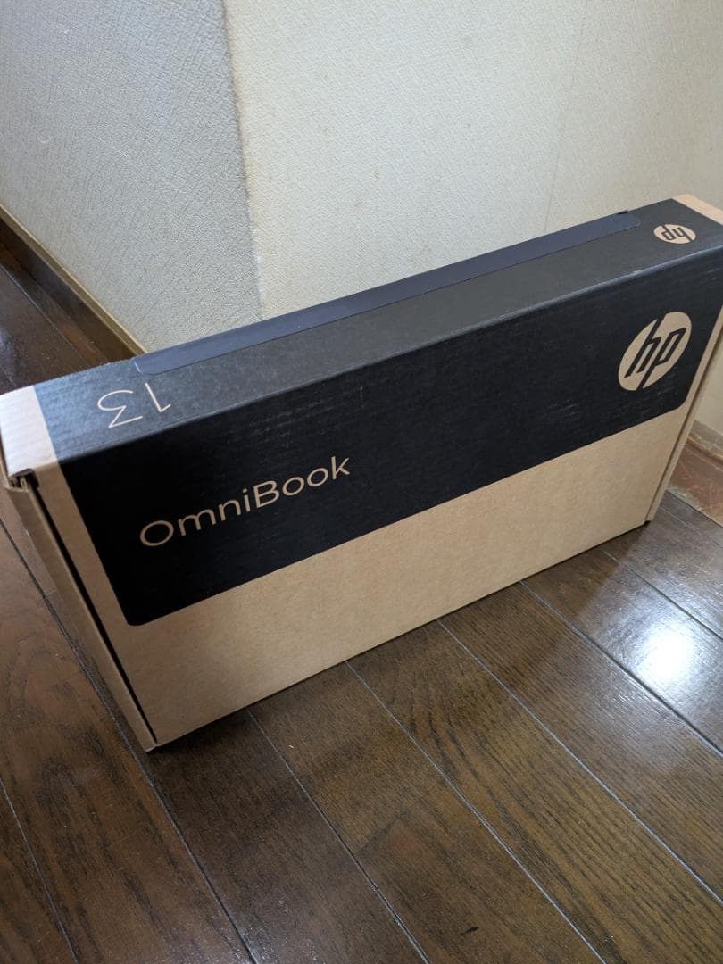 HP OmniBook 7 Aero 13-bg　16GB セラミックホワイト