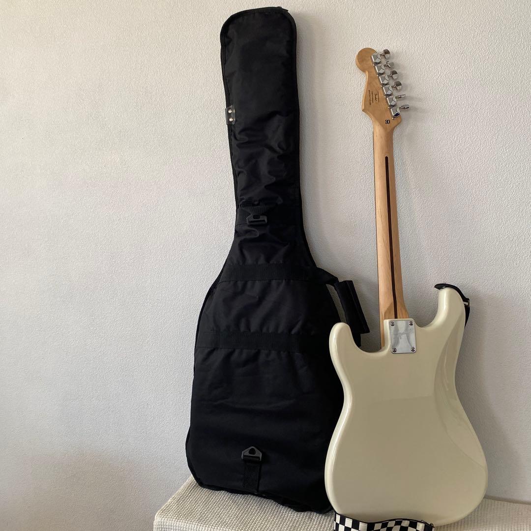 Squier by fender Stratocaster ストラップ付き
