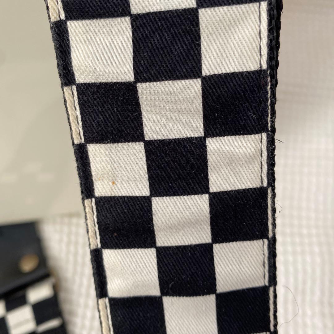 Squier by fender Stratocaster ストラップ付き