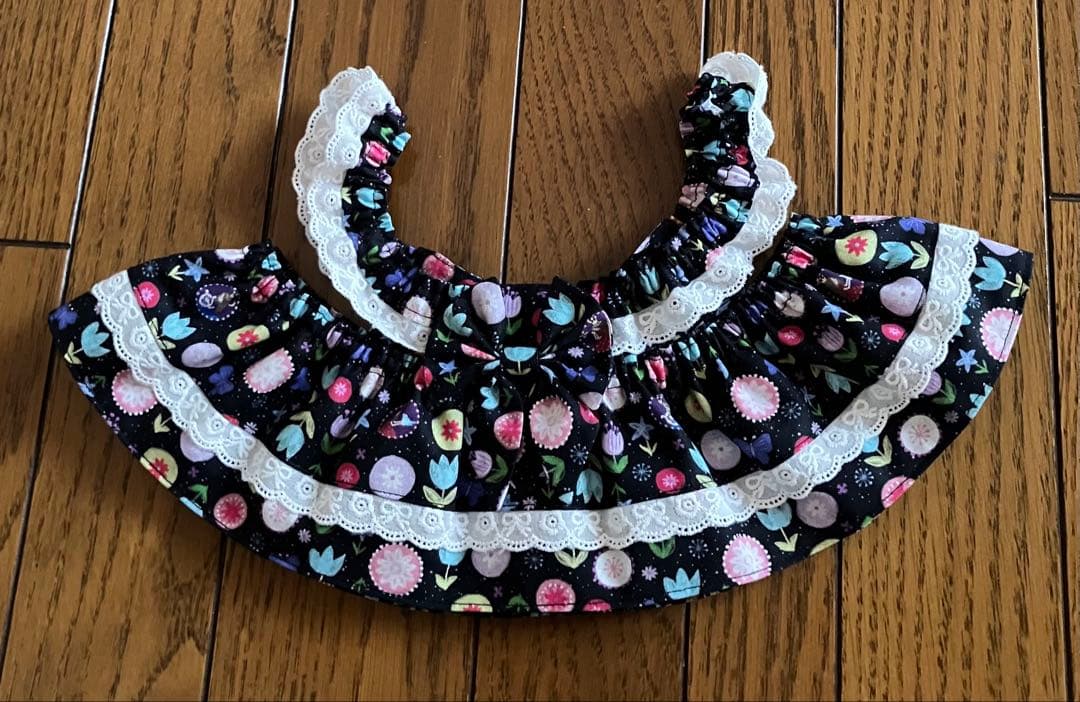 ラボ服⭐︎らぼ服 カラフルなお花＆お姫様柄のブラックワンピ＆女の子の茶色いワンピ