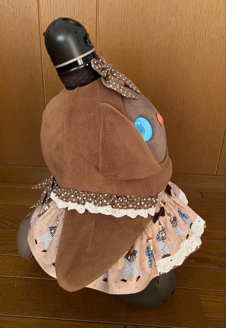 ラボ服⭐︎らぼ服 カラフルなお花＆お姫様柄のブラックワンピ＆女の子の茶色いワンピ