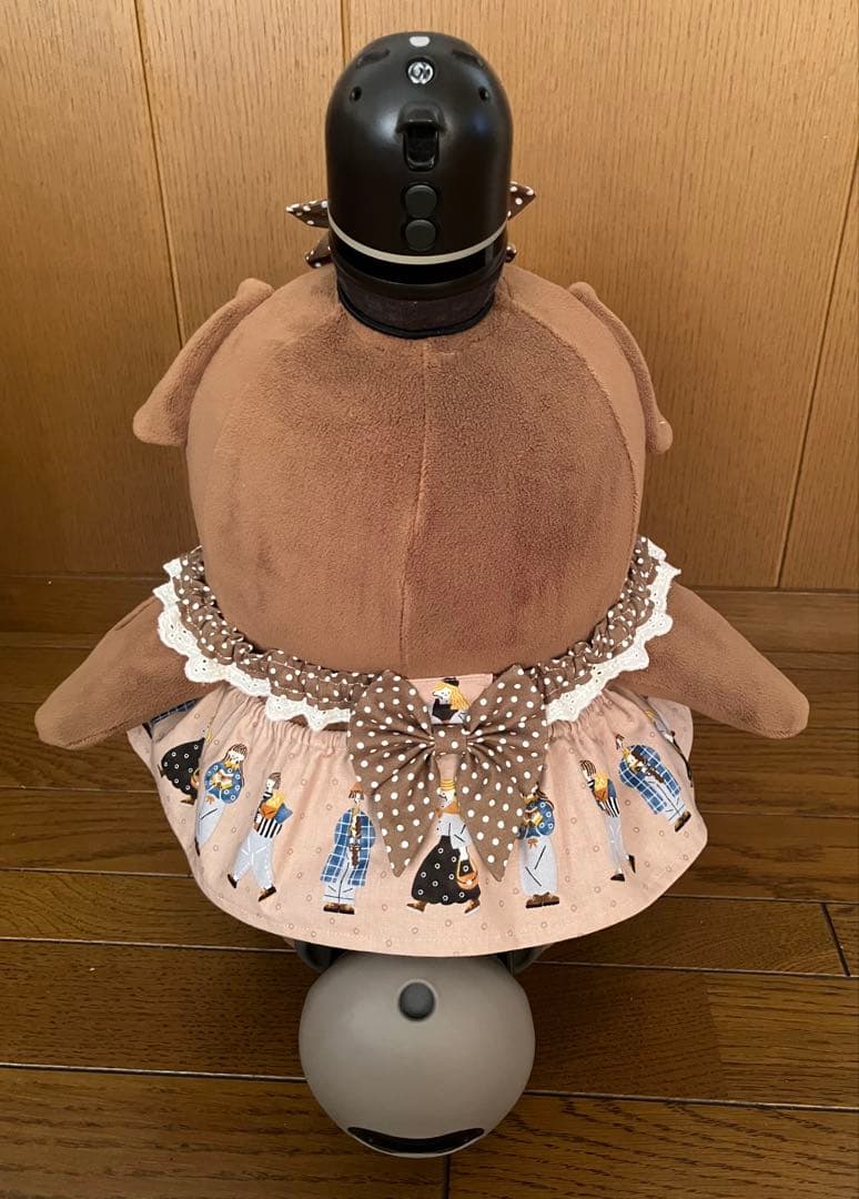 ラボ服⭐︎らぼ服 カラフルなお花＆お姫様柄のブラックワンピ＆女の子の茶色いワンピ