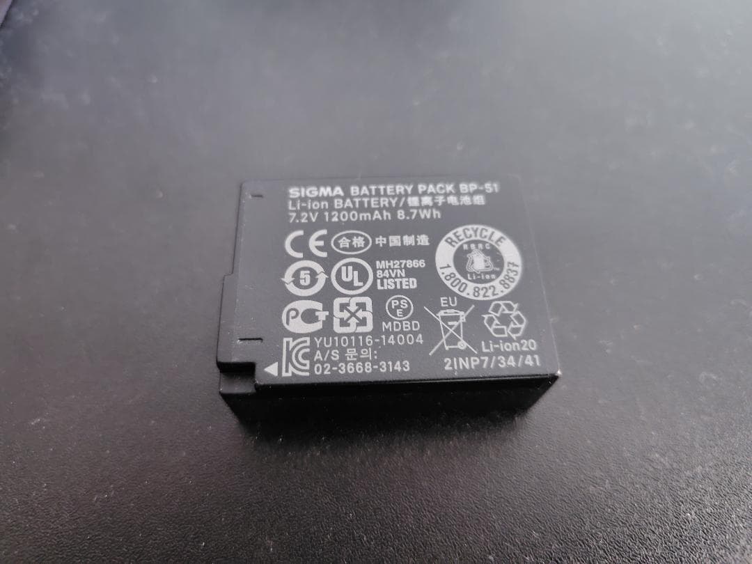 【シャッター回数57回】パナソニック LUMIX DMC-G8 レンズキット