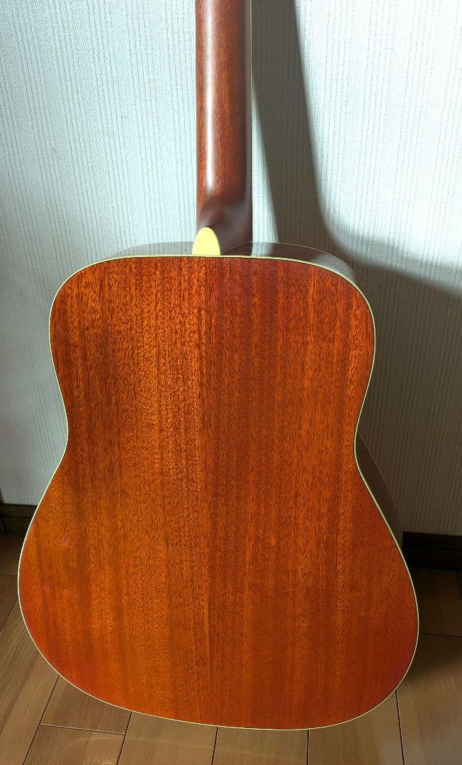 YAMAHAアコースティックギター FG820　ハードケース＆カポタスト付き