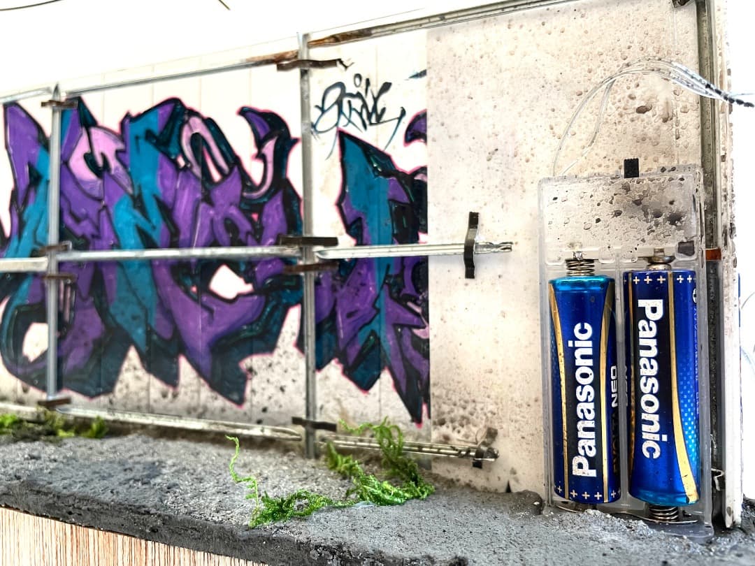 【YIPS】 Construction wall