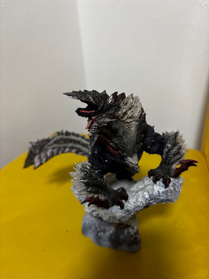 獄狼竜 ジンオウガ亜種 カプコンフィギュアビルダー クリエイターズモデル