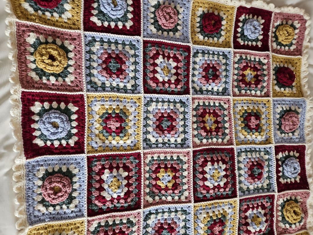 立体お花モチーフ　マルチカバー