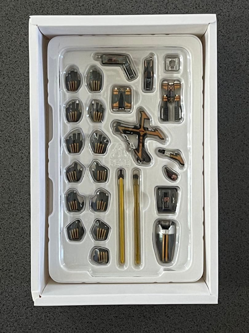 真骨彫製法　仮面ライダーカイザ　付属品