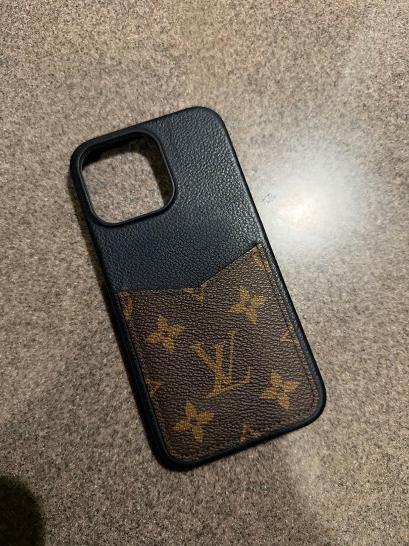 iPhone 15 ProMax 512GB LVケース付き