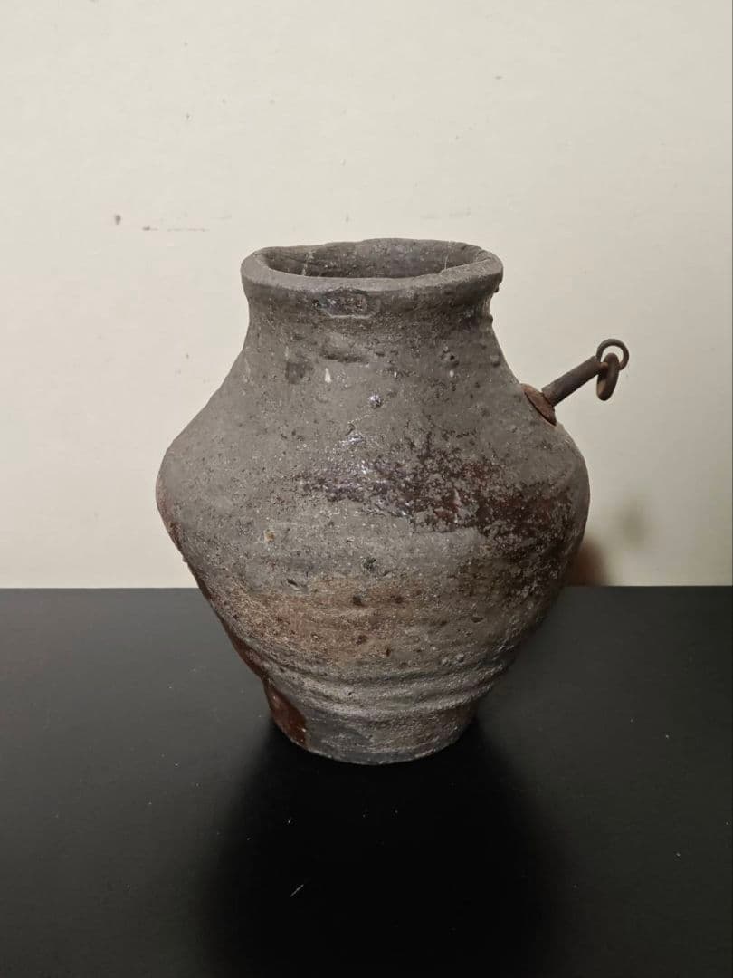 古格溢れる古常滑掛花生け壺　室町時代　花呼ぶ器　古美術