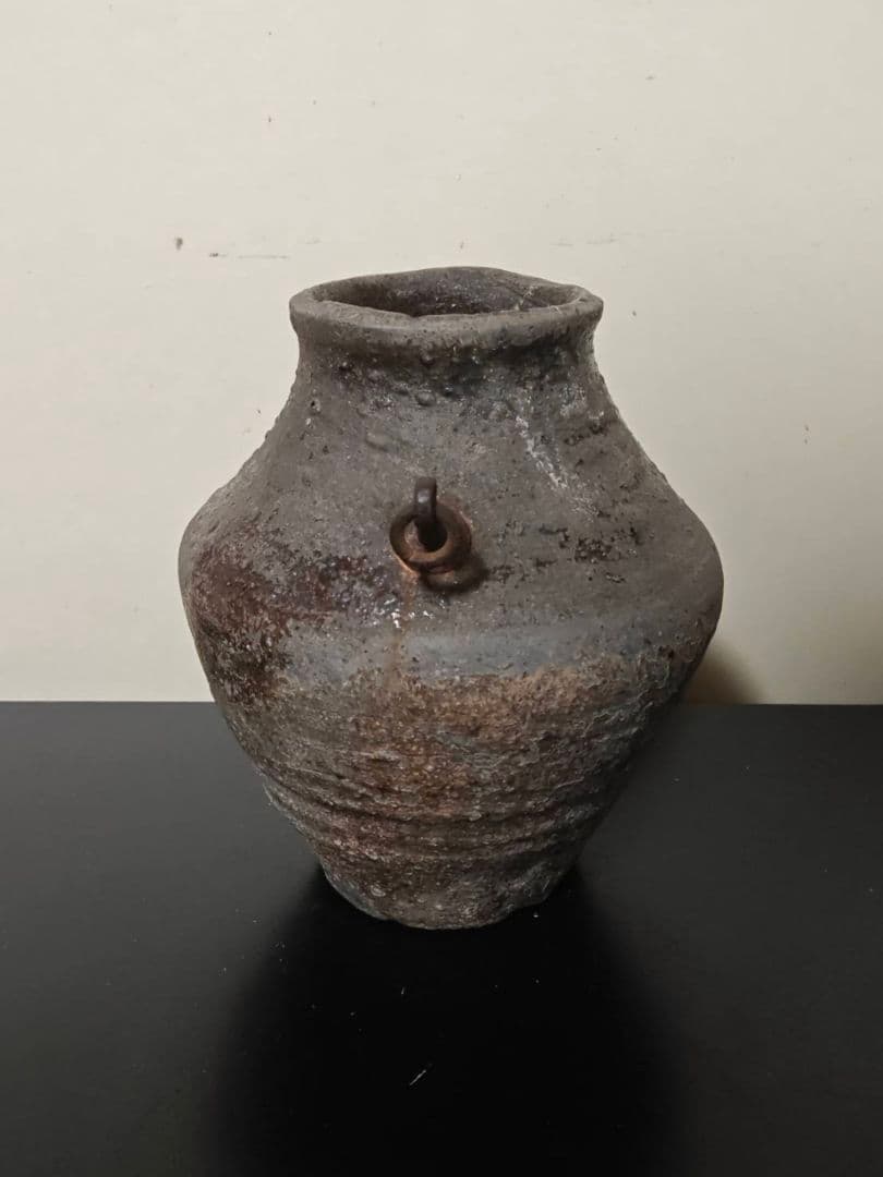 古格溢れる古常滑掛花生け壺　室町時代　花呼ぶ器　古美術