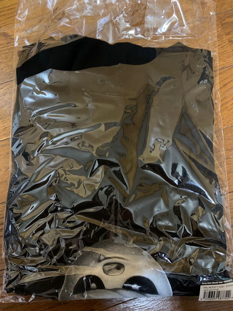 straykids dominATE 闇Ｔシャツ トゥエッキ
