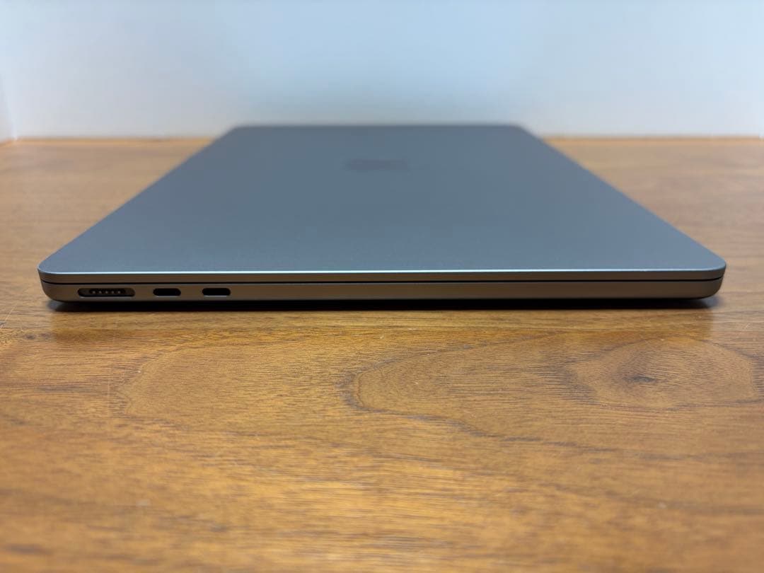 美品&高性能❗️MacBook Air 2022 M2 16GB&512GB