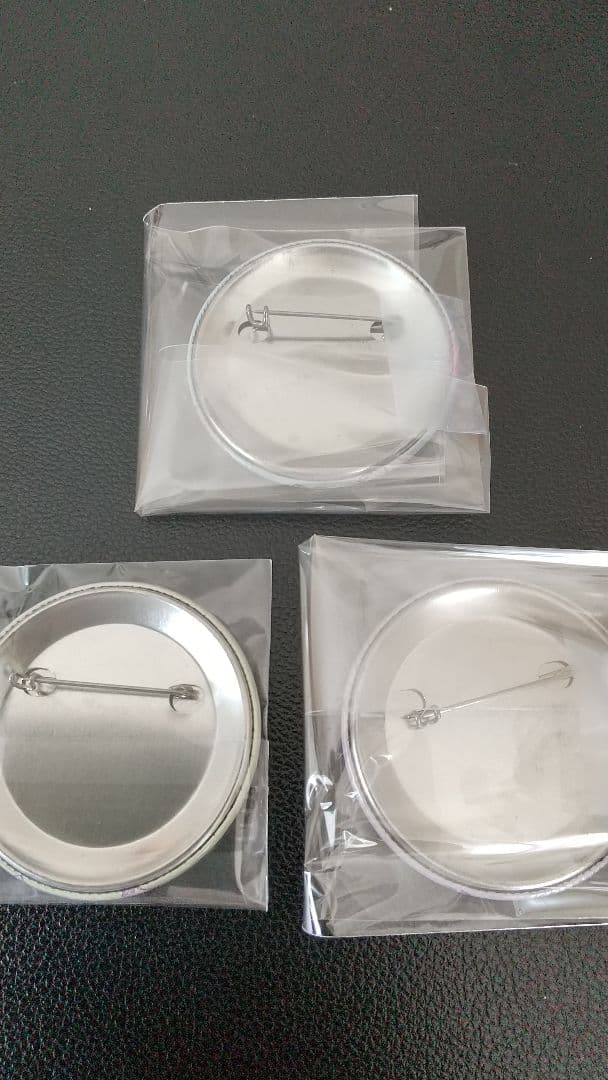 Paradise 缶バッジ 3種