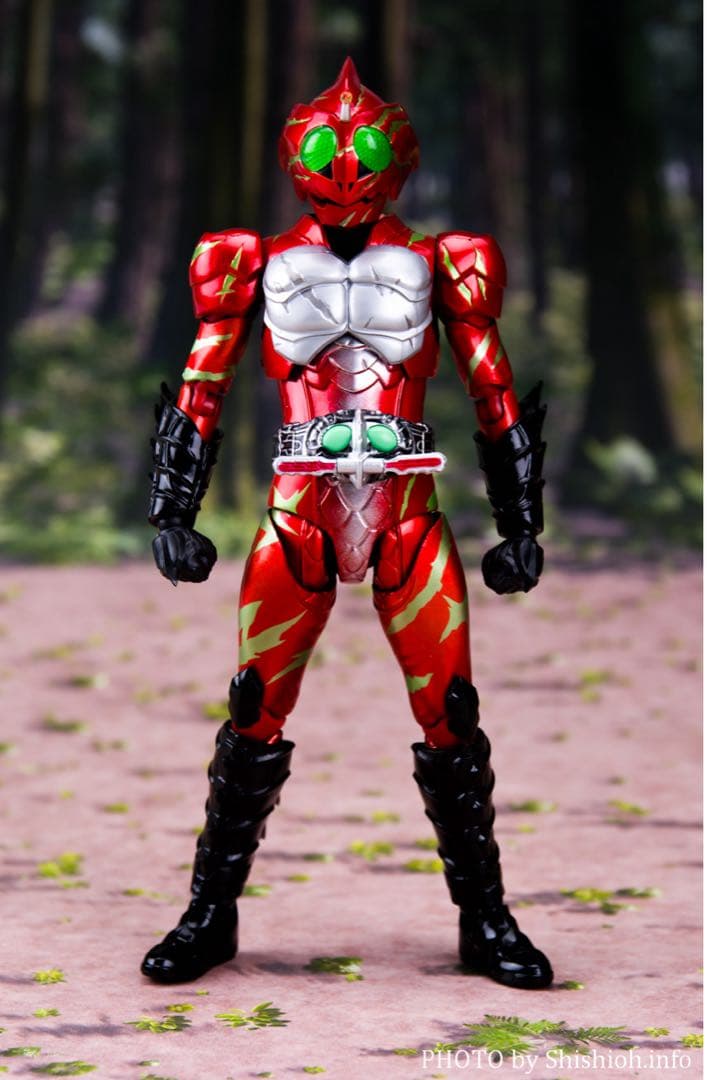 S.H.Figuarts 仮面ライダーアマゾンアルファ Amazon限定Ver