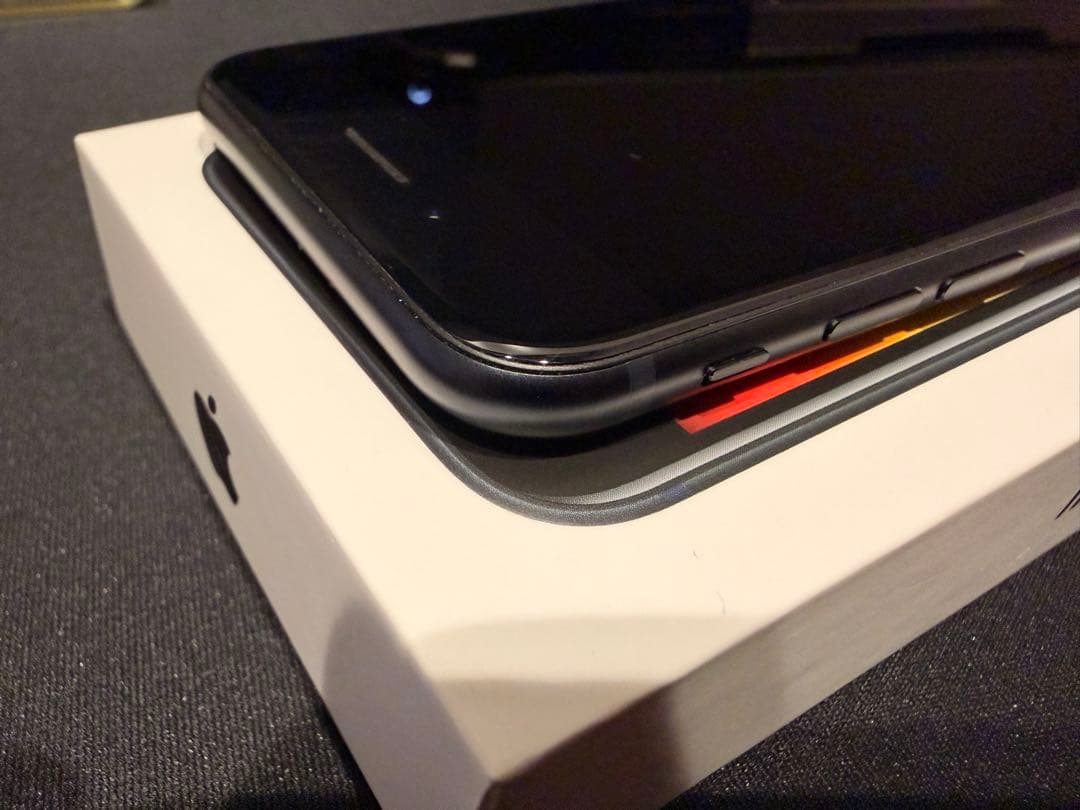 Apple iPhone SE（第3世代）64GB ミッドナイト