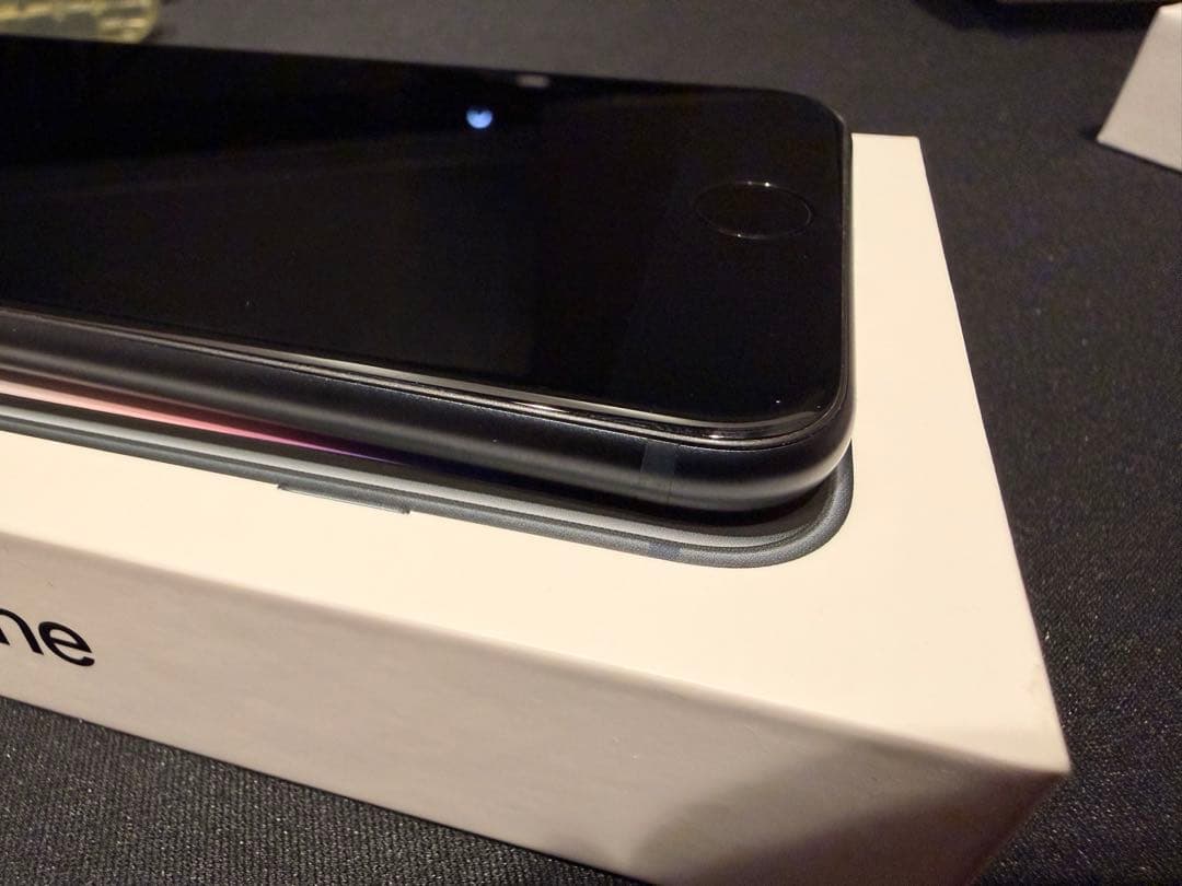 Apple iPhone SE（第3世代）64GB ミッドナイト