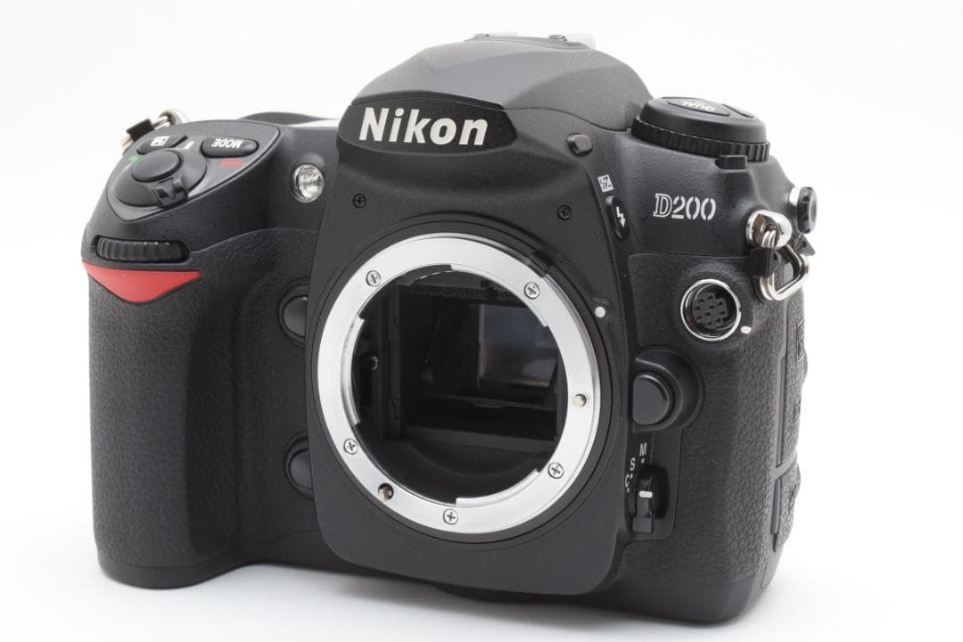 超美品 NIKON D200 デジタル ボディ ショット数 7551枚 H352