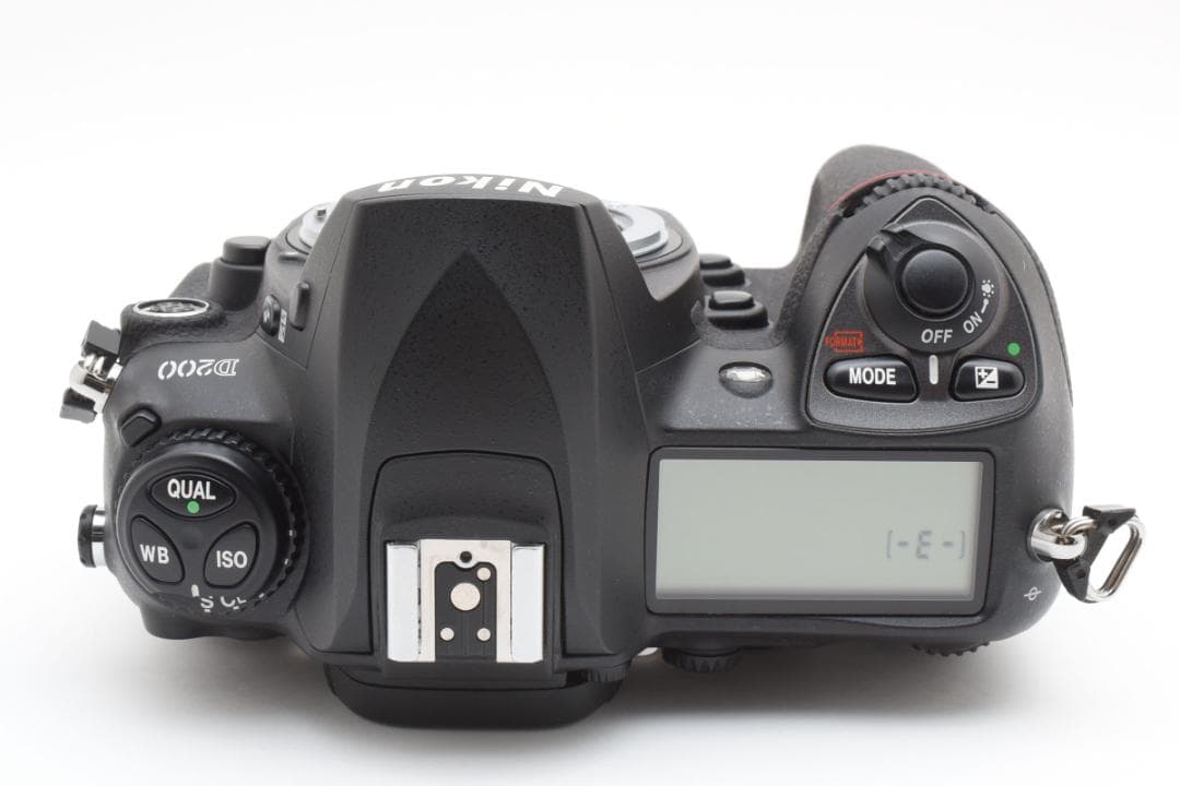 超美品 NIKON D200 デジタル ボディ ショット数 7551枚 H352