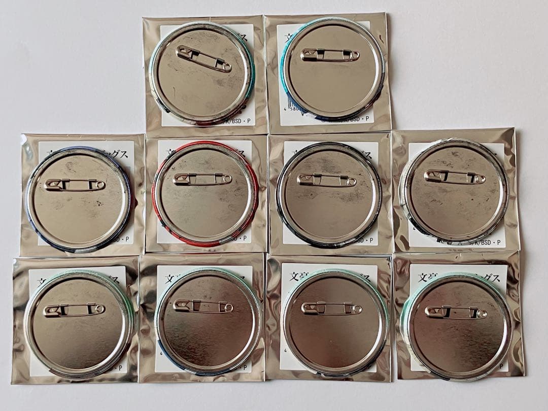 文豪ストレイドッグス 缶バッジ ドンキ コンプリート 太宰治 中原中也