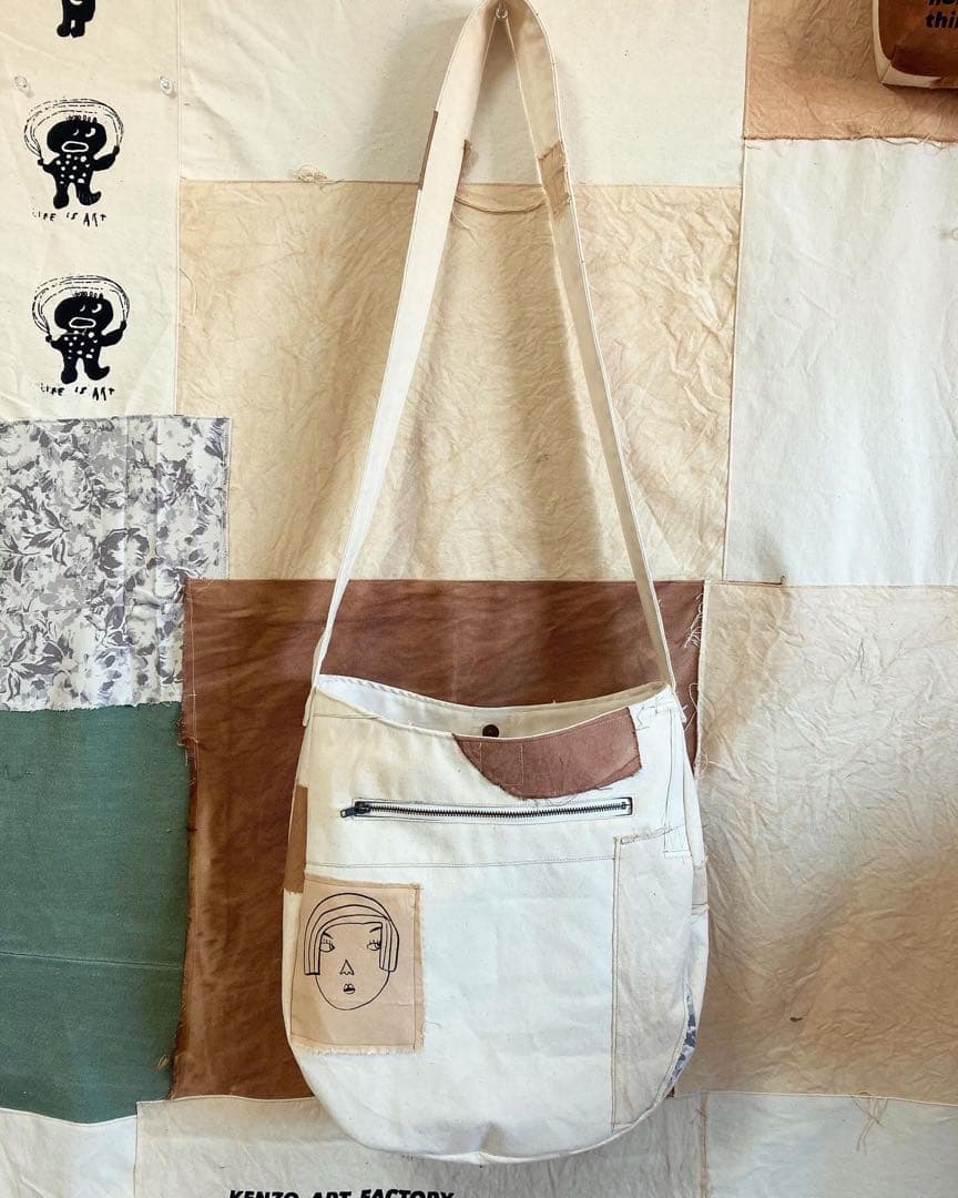ハンドメイド　ショルダーバック帆布生地　柿渋染め　オリジナルイラスト