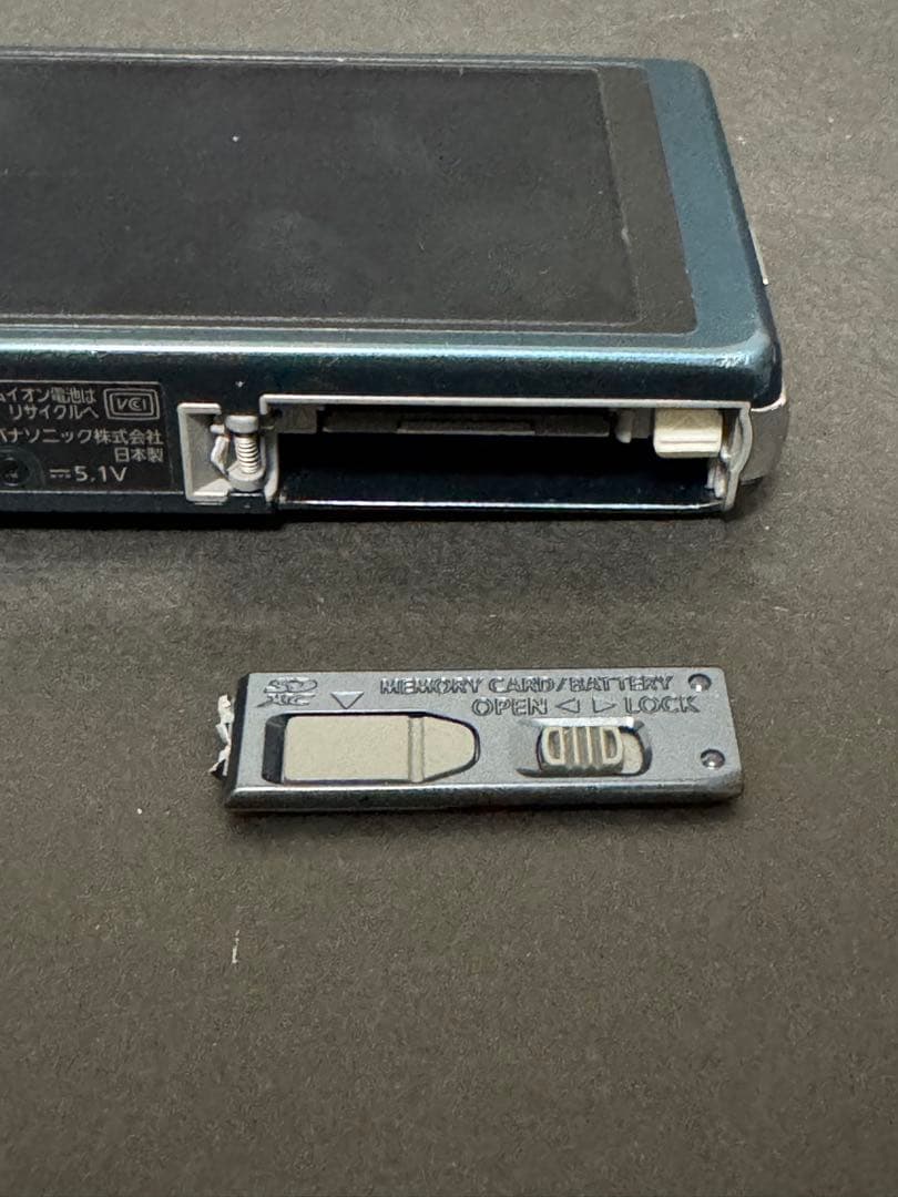 [動作確認済み]Panasonic DMC-FX77 デジタルカメラ ジャンク品