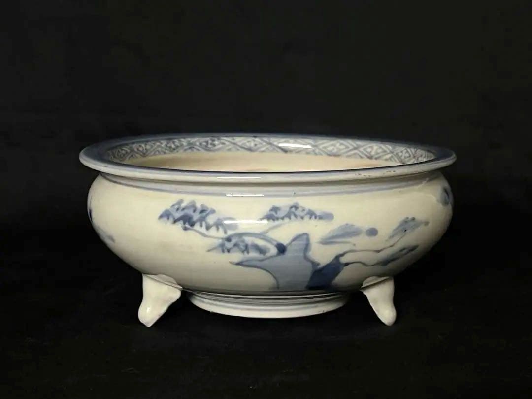 【倉庫整理品】古美術 • 染付三足香炉 • 時代物：XG--34