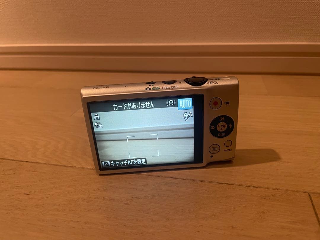 Canon IXY 220F シルバー コンパクトデジカメ