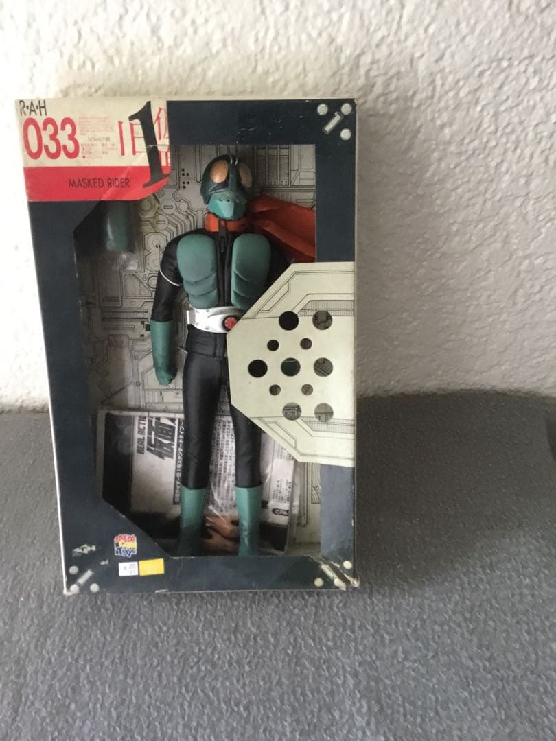未使用1/6フィギュア　仮面ライダー旧1号 RAH033