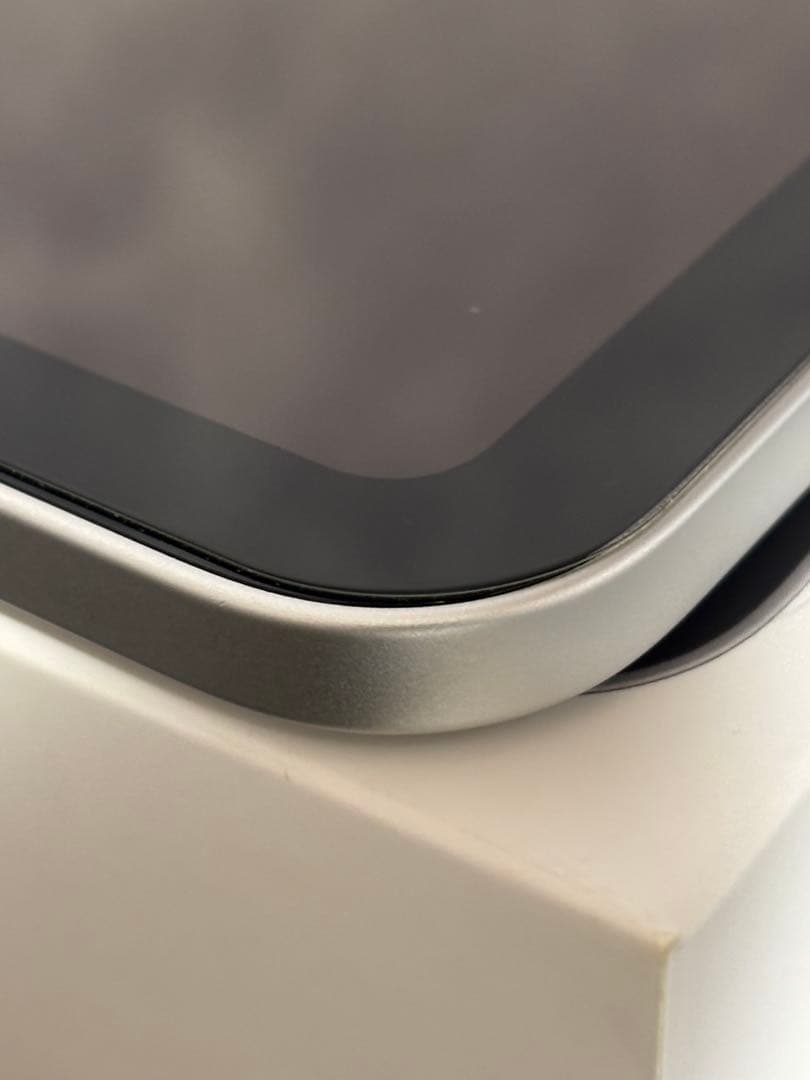 Apple iPad 第10世代　Wi-Fiモデル　シルバー