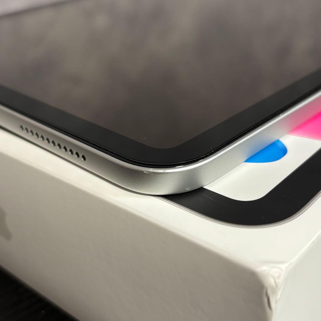 Apple iPad 第10世代　Wi-Fiモデル　シルバー