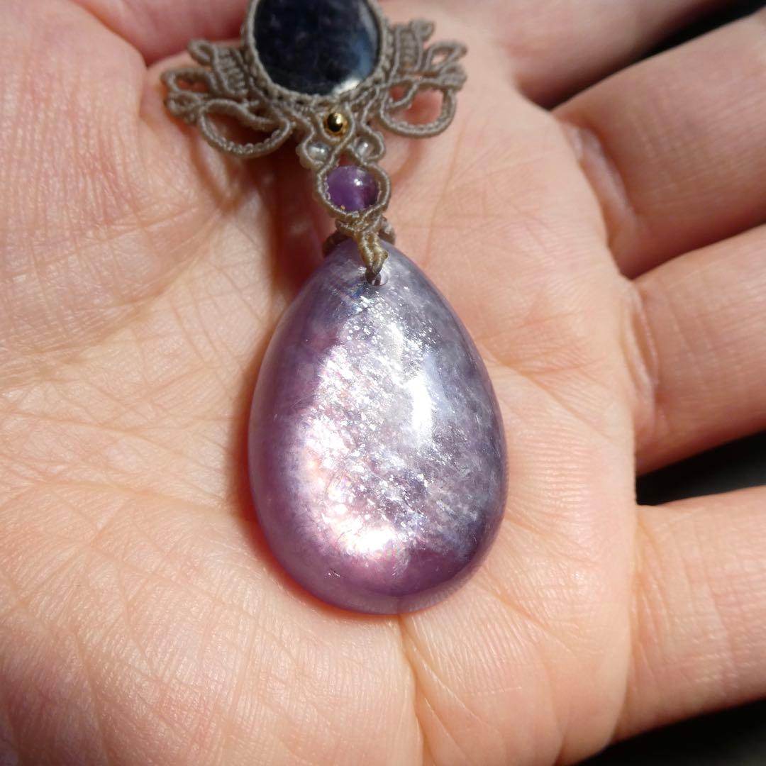 アイオライトサンストーン・レピドライトのマクラメネックレス