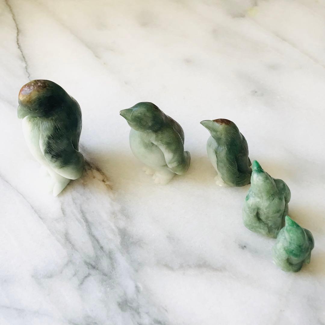 【O2094-001】翡翠　ミャンマー産　彫刻　カービング　置物　ペンギン