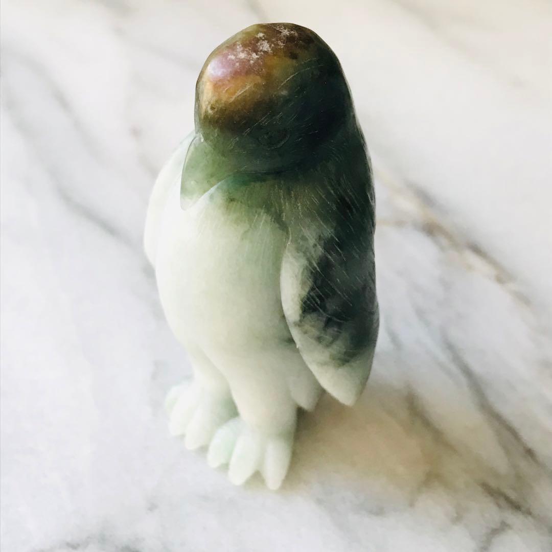 【O2094-001】翡翠　ミャンマー産　彫刻　カービング　置物　ペンギン