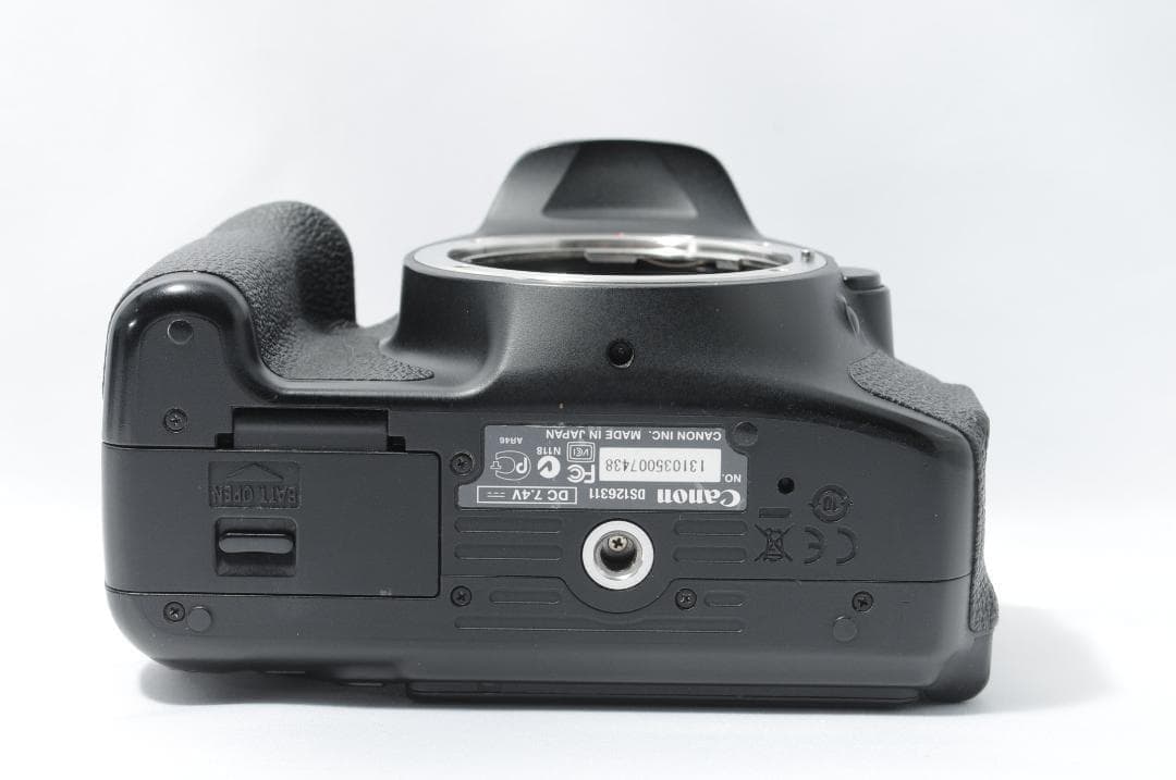 家族も自撮りも綺麗に残せる✨️Canon Kiss X5 ✨届いてすぐに使える